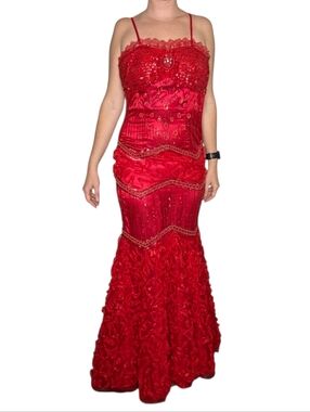 Red XS Maxi Beaded + Sequin Thin Strap Mermaid Style Princess Prom Evening Dress